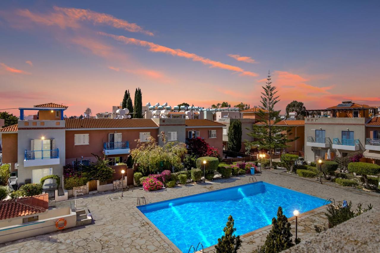 Antonia's Palace Rooftop Jacuzzi Stunning View Villa